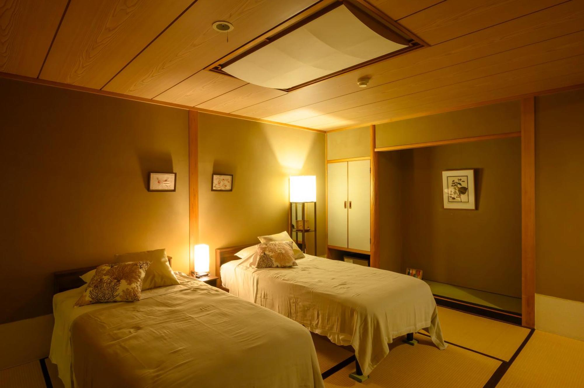 Senkeien Tsukioka Hotel Kaminoyama Buitenkant foto
