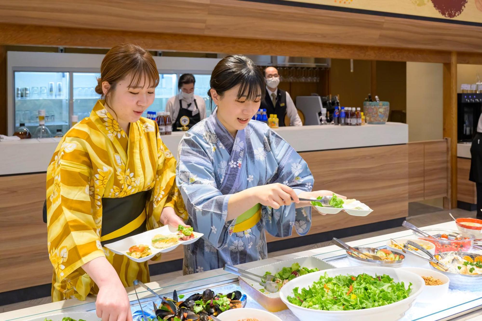 Senkeien Tsukioka Hotel Kaminoyama Buitenkant foto